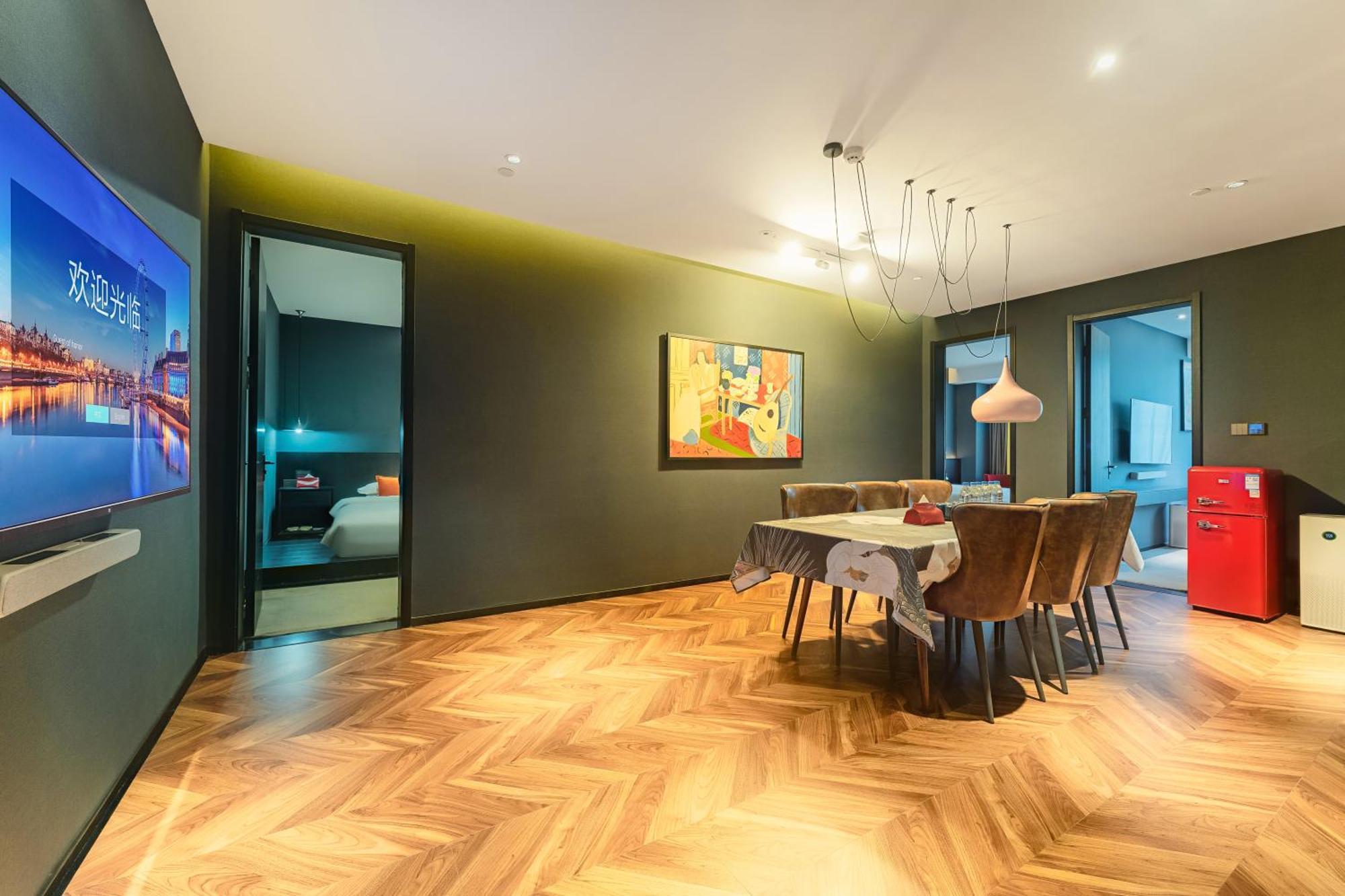 Hesu Designer Hotel & Suites -Near Xi'An Drum Tower And Yongning Gate -Free Laundry Luggage Storage -Kitty Cafe With Freshly Ground Coffee -24H Front Desk -English Service Exterior photo